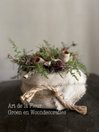 DIY Taartje met Nigella, Asparagus en Eucalyptus Bells 15 cm zeer eenvoudig