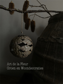 PTMD Xmas leavie rust iron ball open hanger M