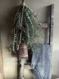 Toef XL met klok , twee sterren Tijm en Baby Eucalyptus ong 60 a 70 cm