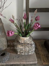 Kunst Tulpen ( 5 )  met Ptilotus en Gagel