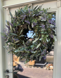 Krans met Bonsai en kunsttakken ong 50 a 55 cm