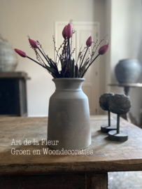 Knop Tulpjes 7 stuks ingetogen van kleur / donker blad  Met Gagel Deep Pink