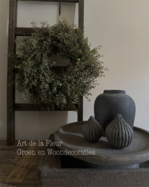 Krans | Kunst groen met zeer fijn blaadje ongeveer 50 cm