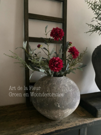 Subtiel kunstboeket met Rode Dahlia’s