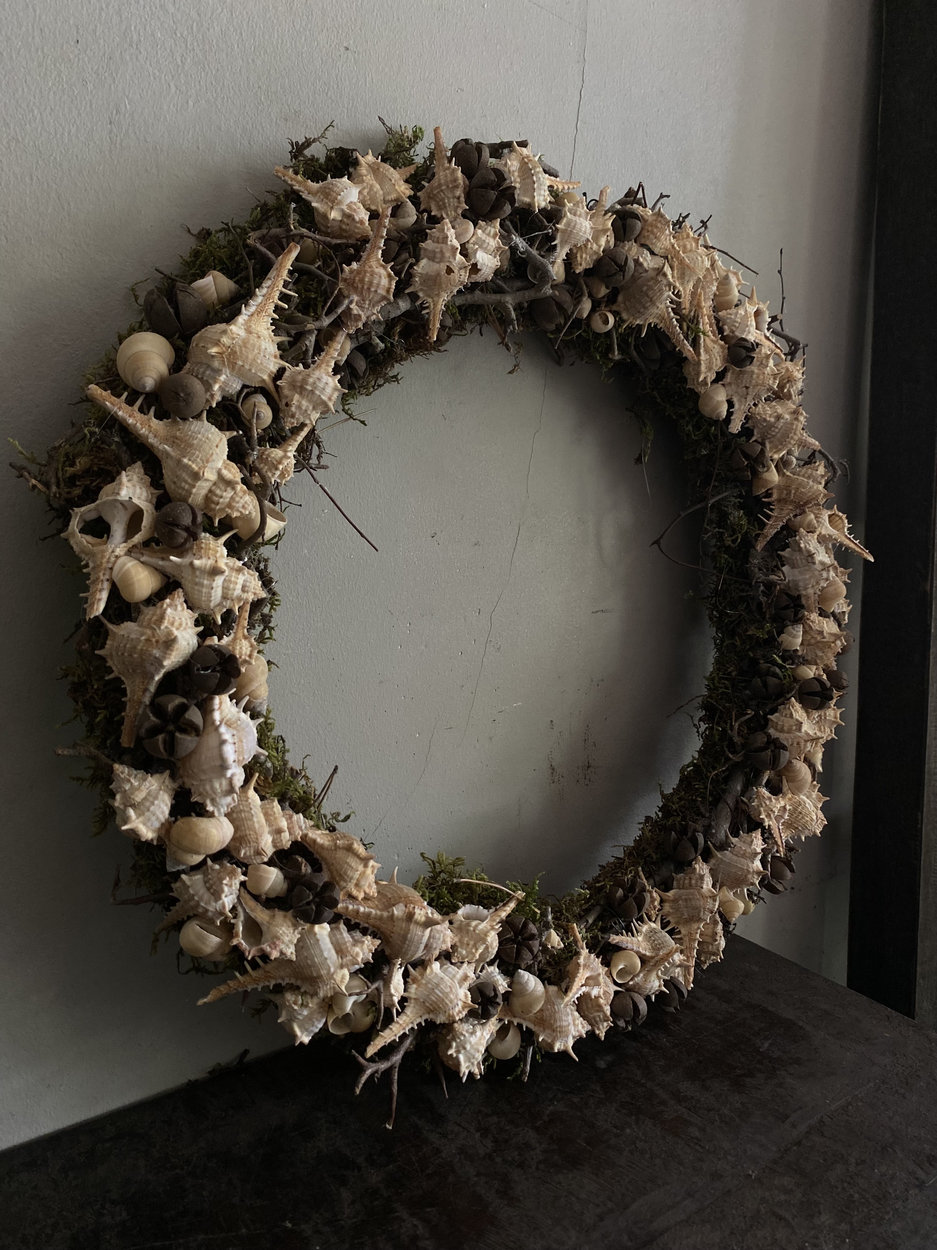 Ring met mos Bonsai en schelpen ong 40 cm