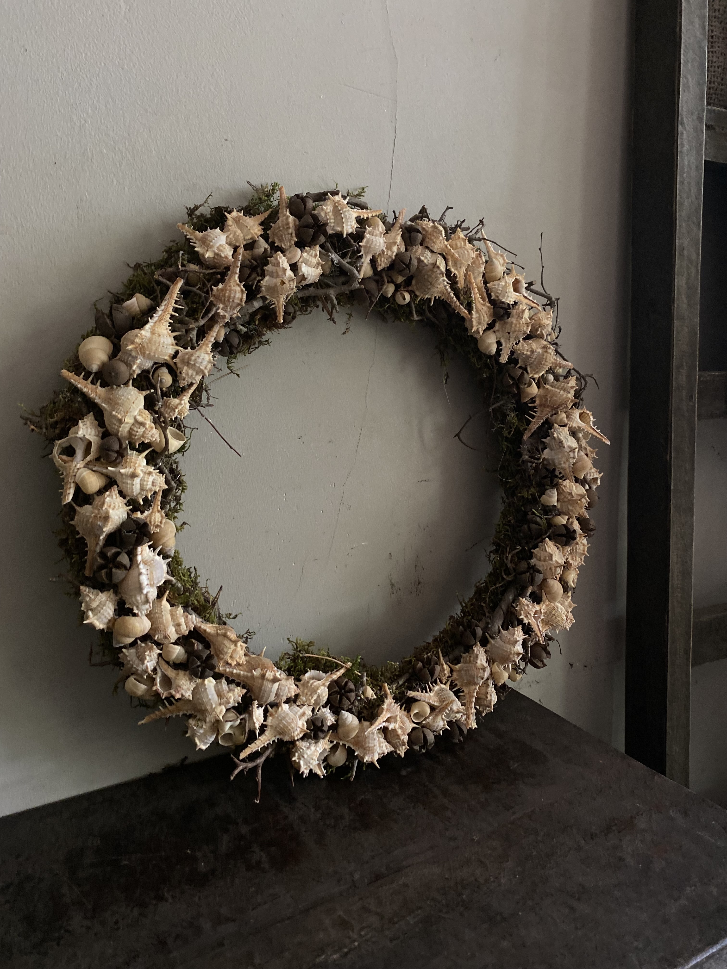 Ring met mos Bonsai en schelpen ong 40 cm