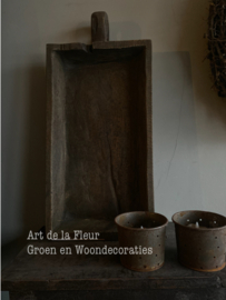 Zware oud houten bak met handvat 65 x 30 x 9 B