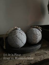 Houten Kerstbal betonlook met gaas 10 cm