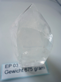 Bergkristal punt 675 gram
