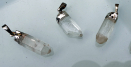 Fantoom kristalhanger in zilver gezet  2 to t3 cm per stuk