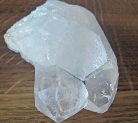 Bergkristal met 2 puntjes