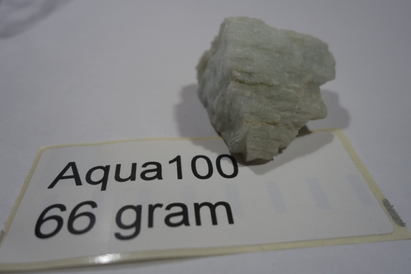 Aquamarijn ruw 66 gram