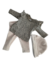 Poppensetje leopard zand met ecru rib legging en muts voor babyborn