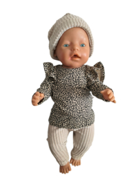 Poppensetje leopard zand met ecru rib legging en muts voor babyborn