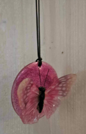 Ketting met Vlinder op plexiglas 3Deffect