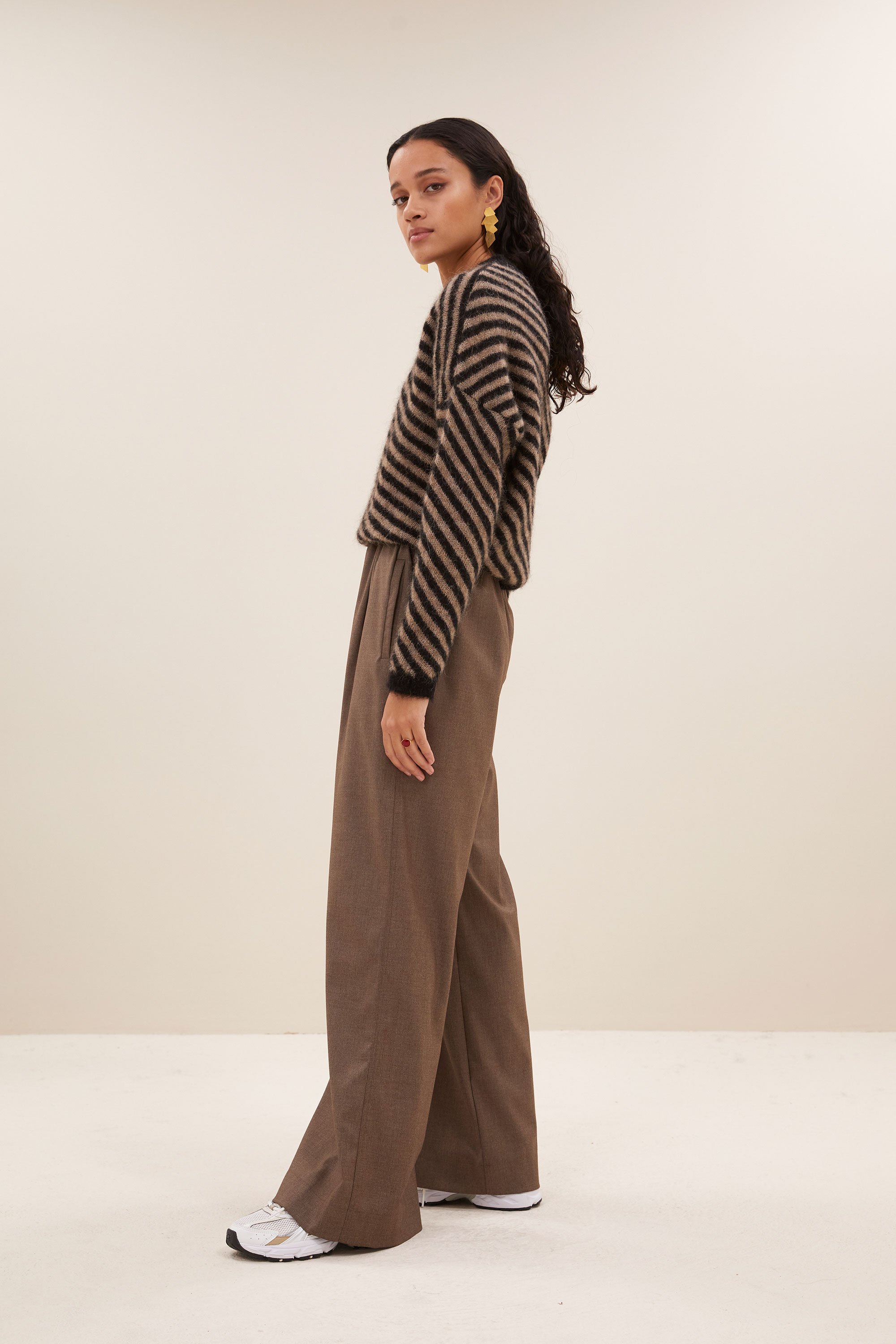 By Bar diagonal natural pullover biscuit
