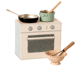 Maileg Miniature cooking set