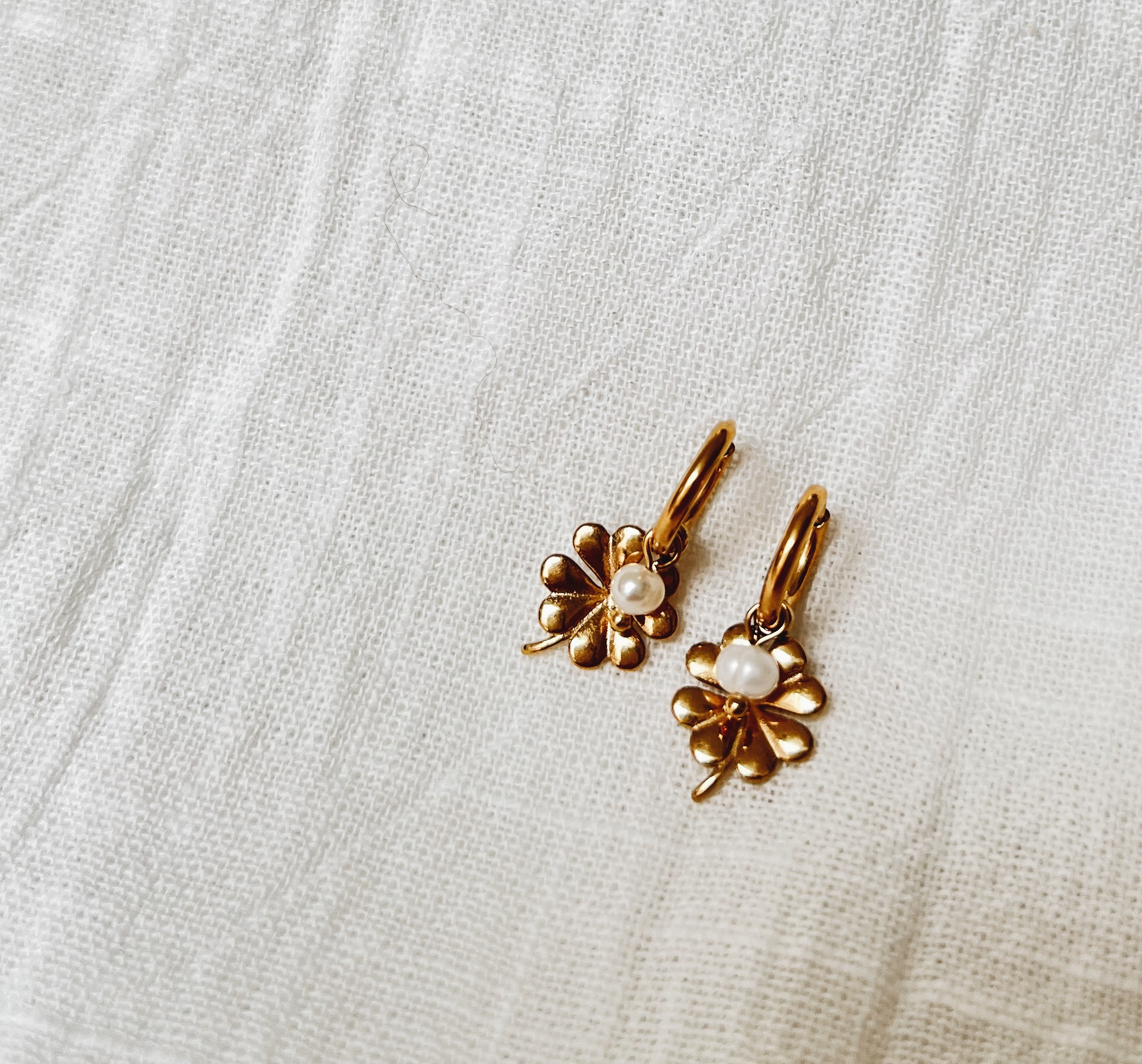 Earring Bedel oorbel klavertje