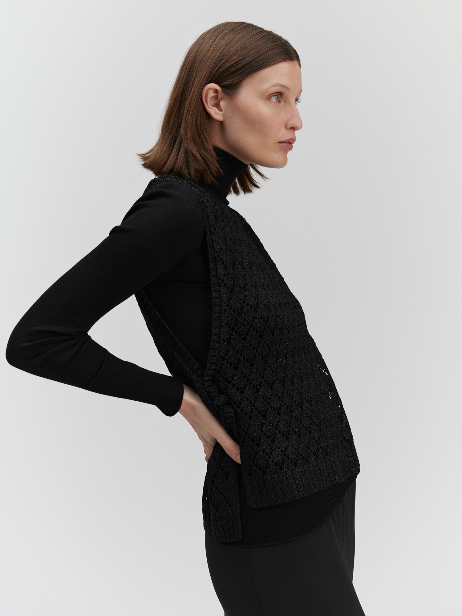 Rosemunde silk t-shirt with roller neck black