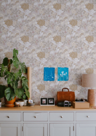 Robin Pieterse floral wallpaper summer's bloom beige