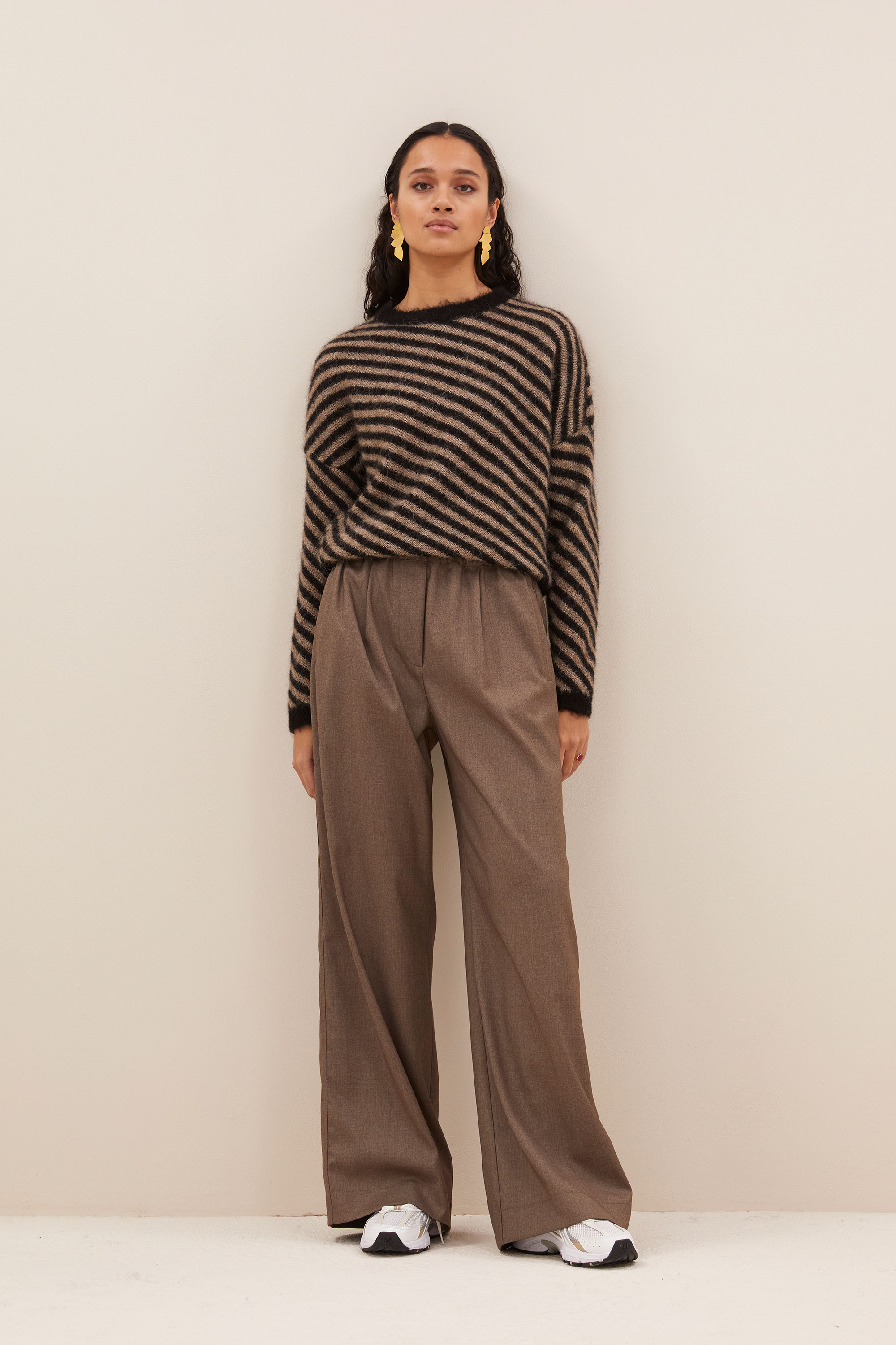 By Bar diagonal natural pullover biscuit