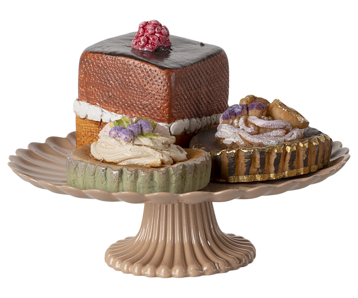 Maileg Cakes and cakestand mini