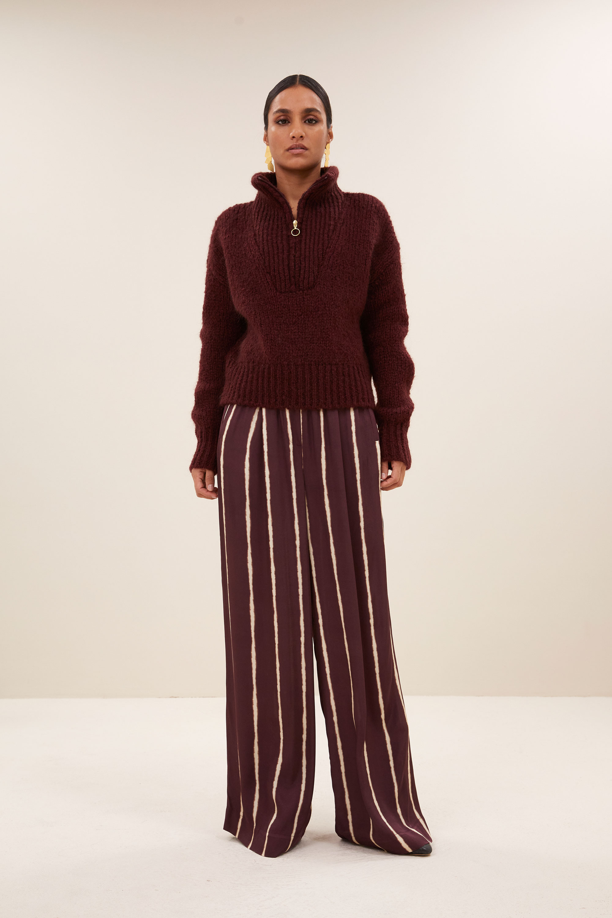 By Bar boxy beau pullover wine