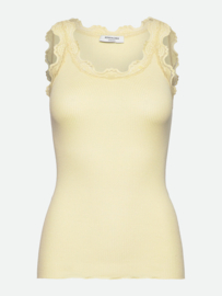 Rosemunde Babette SL U-neck long lace top pastel yellow