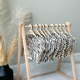 Poppen off shoulder top Zebra