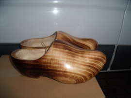 Houten klompen Gebrand