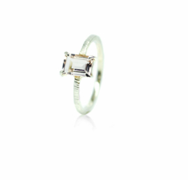 Verlovingsring in 18kt wit goud met morganite