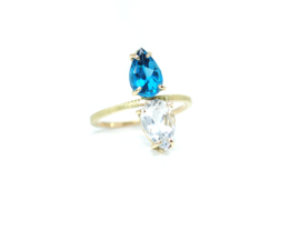 Féline ring in 18kt geel goud met london blue topaz en bergkristal