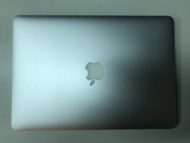 MacBook Air 13.3 inch 1.8Ghz. i5 | 4Gb | 128SSD