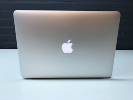 MacBook Air 13.3 inch 1.8Ghz. i5 | 4Gb | 128SSD