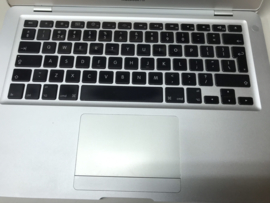 MacBook Air 13.3 inch 1.6Ghz. | 2Gb | SSD