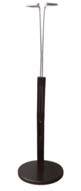 Vintage poppenstandaard hout + metaal met de klem op minimaal 41  cm hoogte .