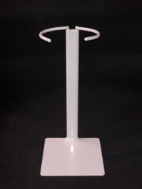 Stevige metalen poppenstandaard voor een Annette Himstedt pop 50 tot 55 cm lengte.