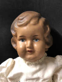 Composiet pop 41 cm uit circa 1940-1950, voor verzameling.