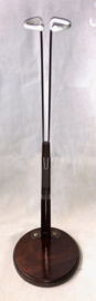 Vintage poppenstandaard rond hout + metaal voor een tot 30 tot 40 cm lange pop  .