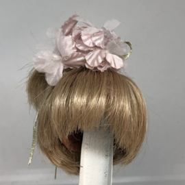 poppen pruik kunsthaar omtrek 13  cm blond.