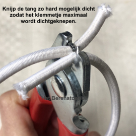 Tang om dikke maten elastiek vanaf 4 mm doorsnede aan elkaar te klemmen, mèt klemmetjes