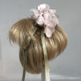 poppen pruik kunsthaar omtrek 13  cm blond.