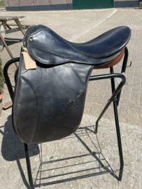 Stubben dressuur/vzh met een medium boom 18''