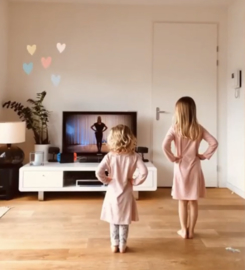 Online Dansles kids. Een les voor thuis voor je peuter (2-3 jaar) of kleuter (4-5 jaar)
