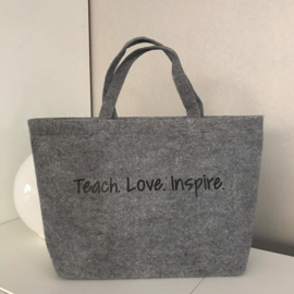 Vilten tas Teach. Love. Inspire. (NIEUW MODEL)