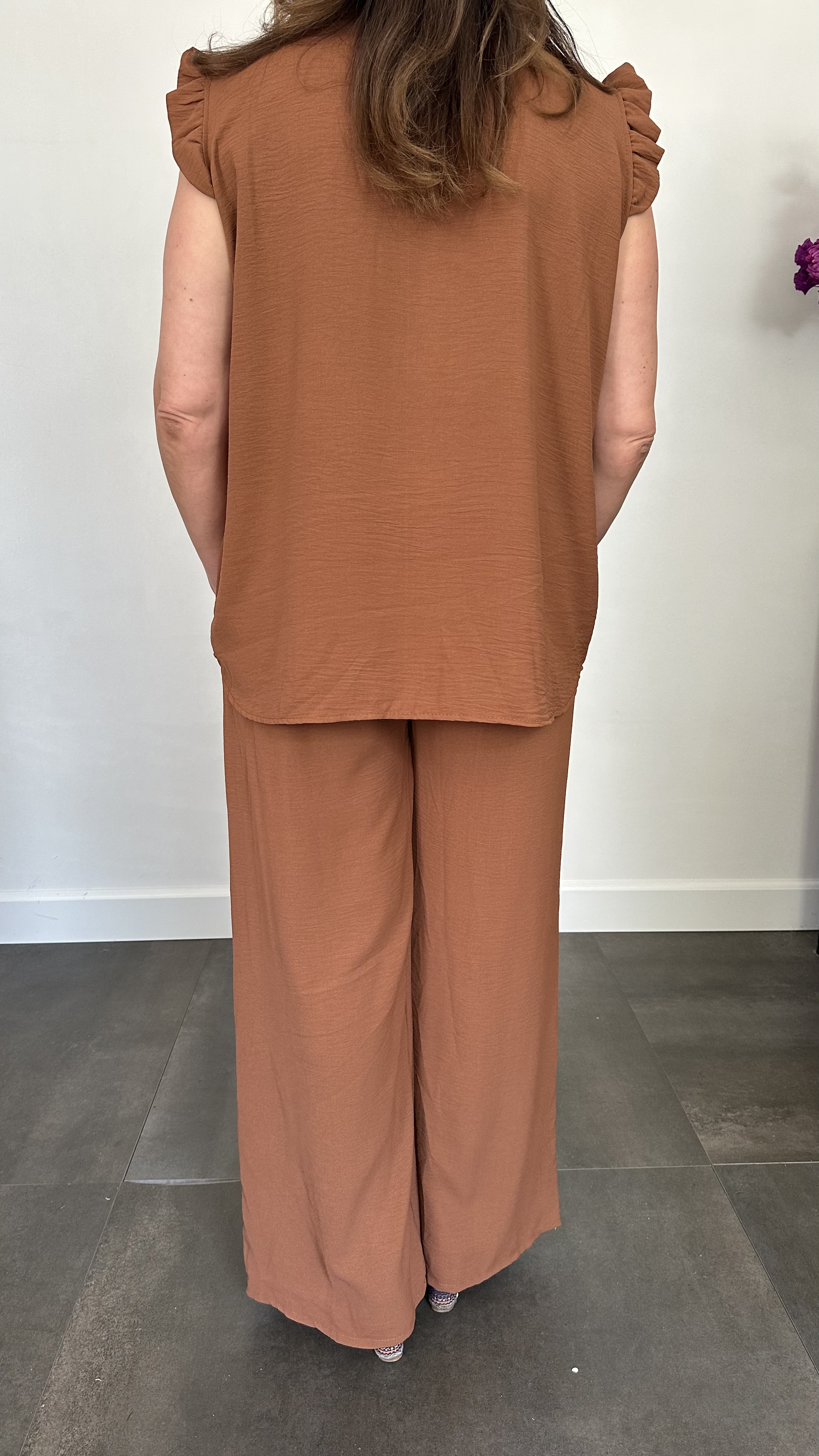 2-Delig pak Mia met ruche & ketting cognac