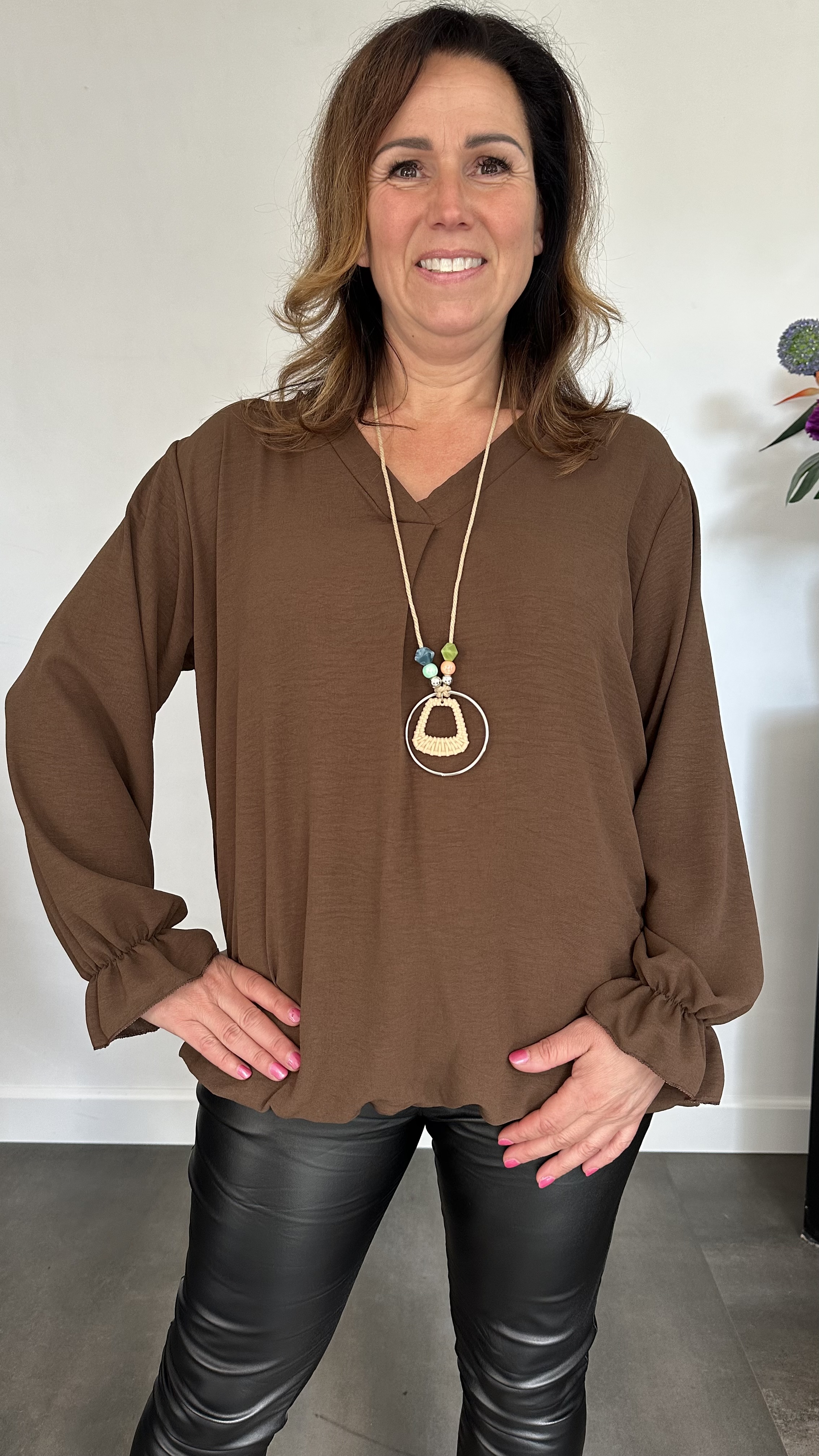 Top Maya lange mouw +SIZE donker bruin