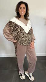 2-Delig comfy pak Velvet panter +Size Taupe