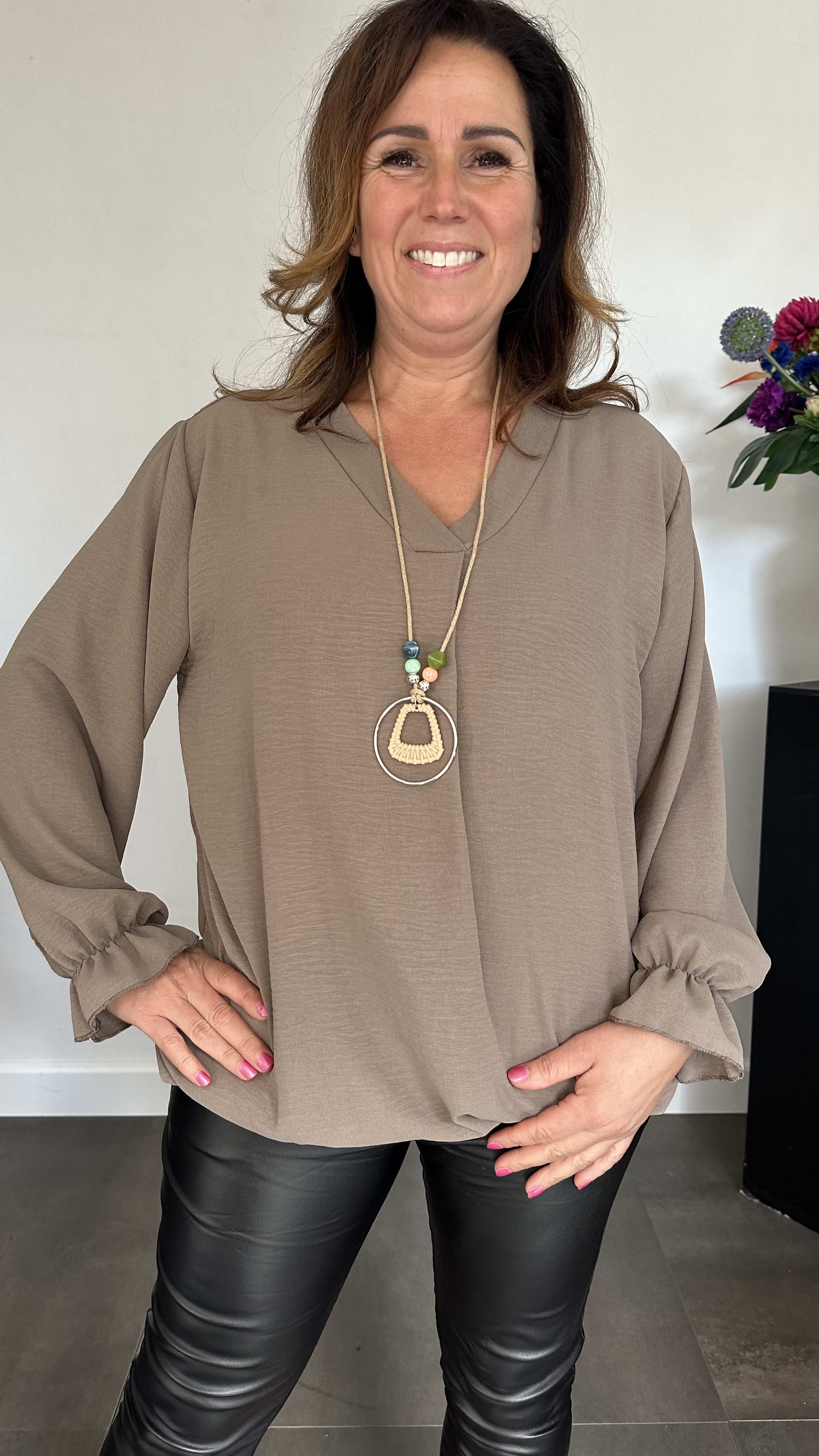 Top Maya lange mouw +SIZE taupe