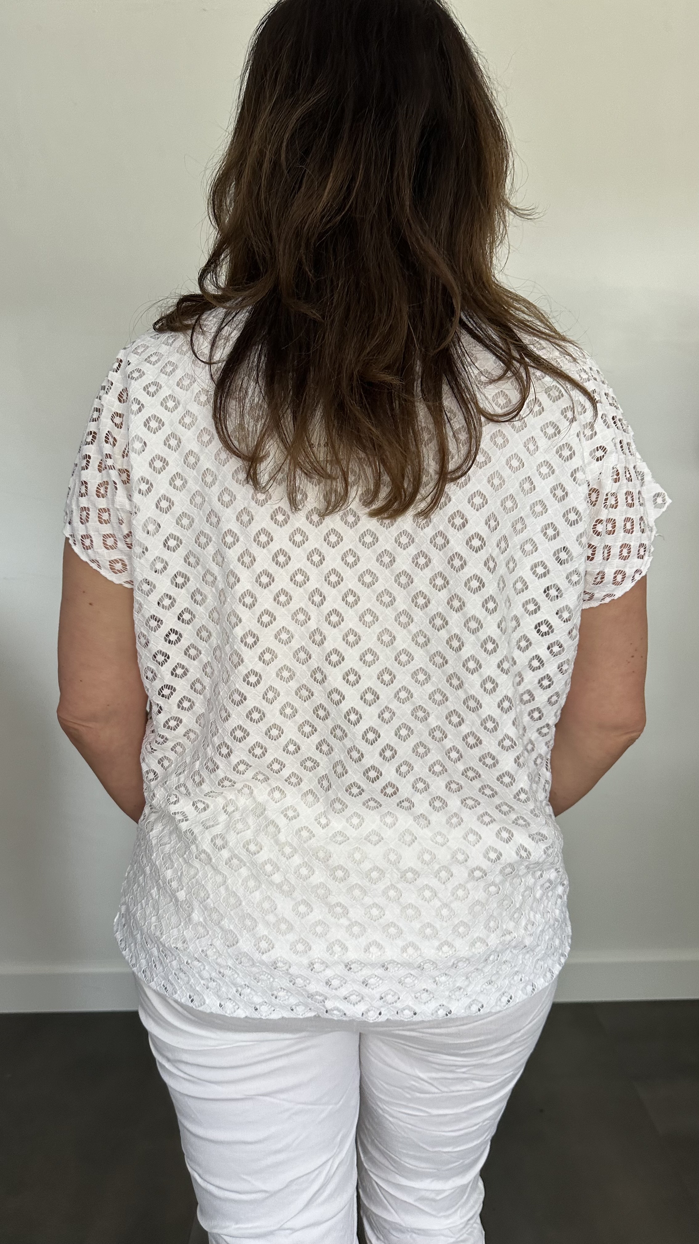 Shirt Joann met ketting wit